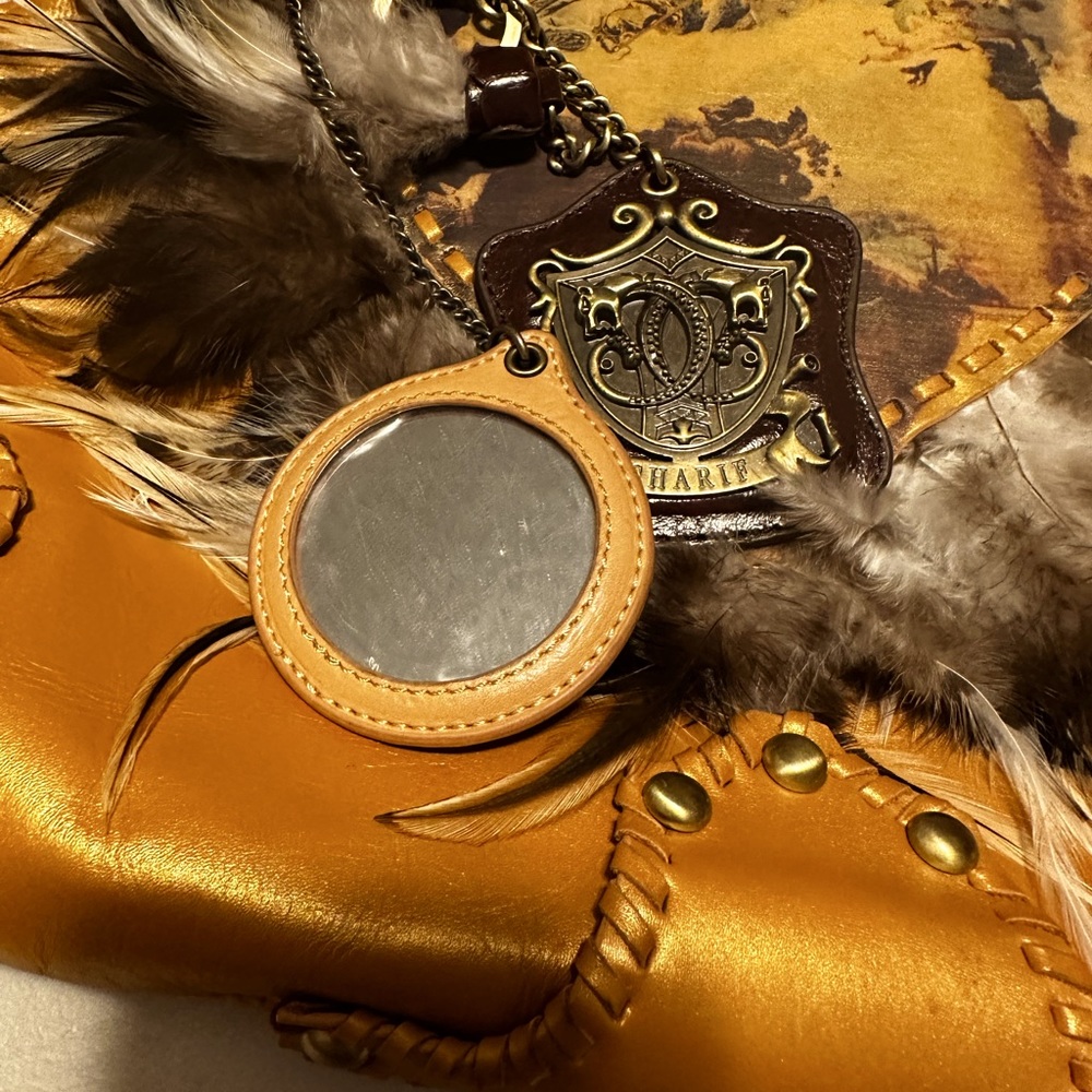 SHARIF GLLD SHOULDER BAG WITH FEATHERS